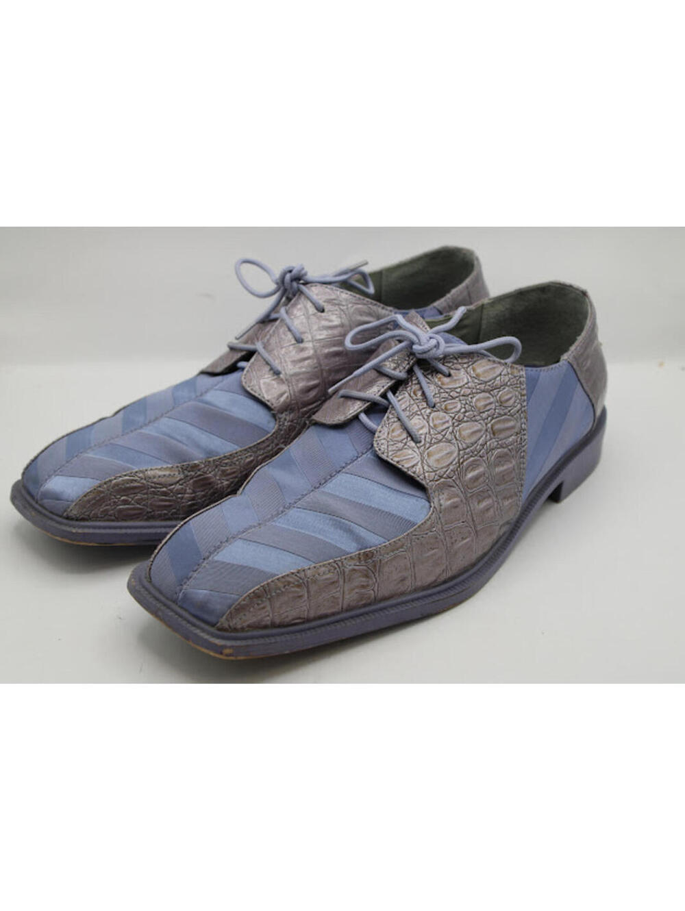 Hugo Vitelli Purple Faux Alligator/Fabric Shoes Men's Size 13M w/ Original Box